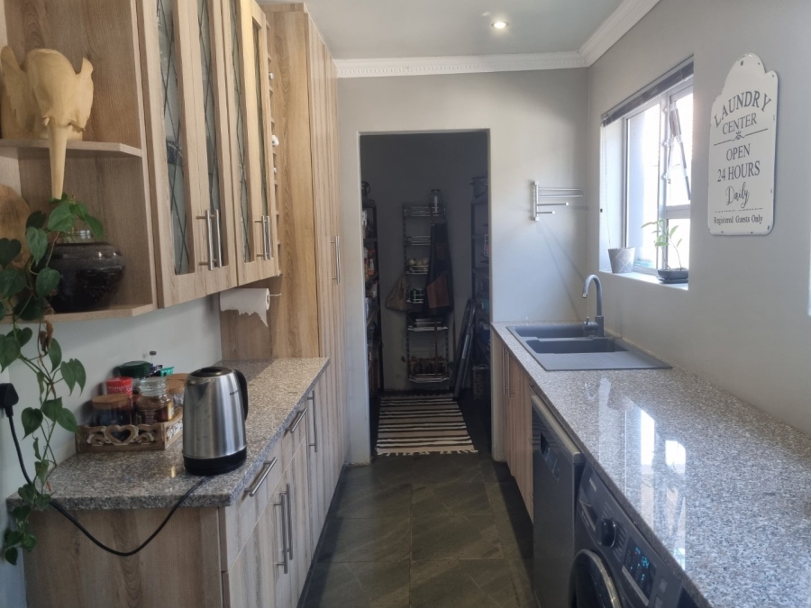 5 Bedroom Property for Sale in Vaalpark Free State